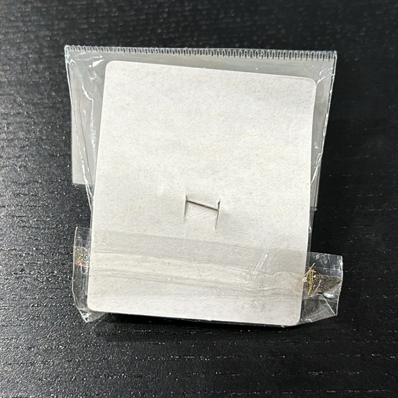 Pig Hula Angel Pin - Picture 3 of 3